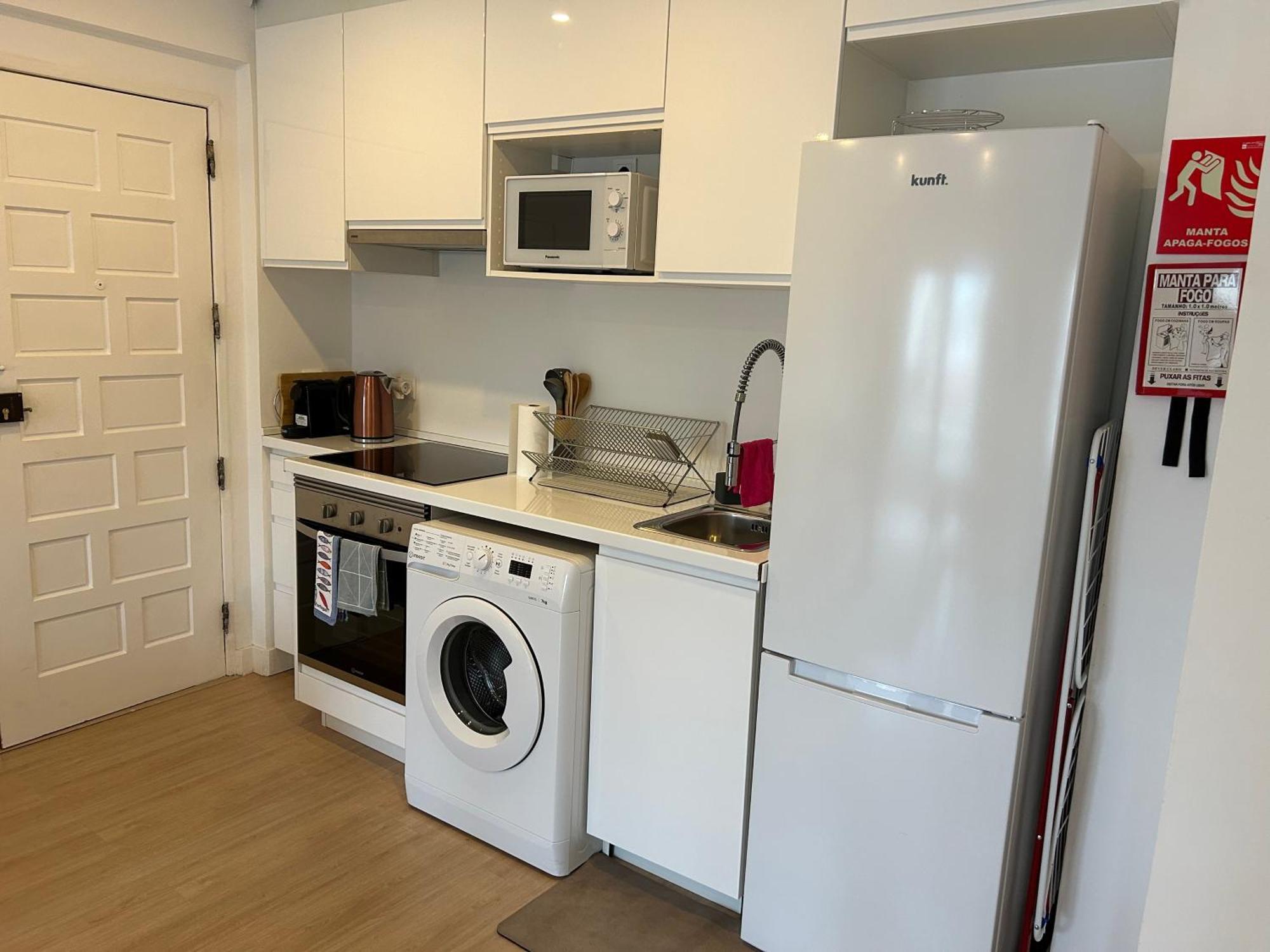 A Minha Casinha Apartment อัลมาดา ภายนอก รูปภาพ